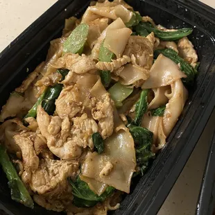 chicken pad see ew