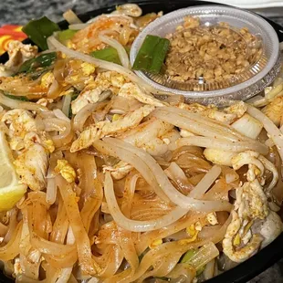 Do NOT get the pad Thai