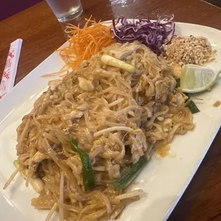 chicken phad thai