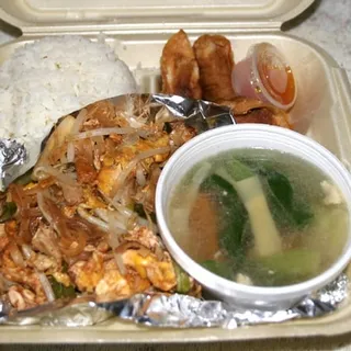 14. Pad Thai Dinner Special