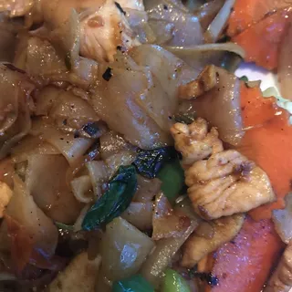 Drunken Noodle