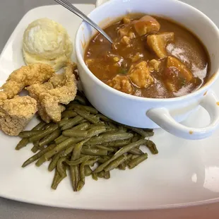 Catfish Courtbouillon with fried fish.