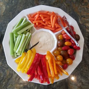 Vegetable platter with homemade garlic ranch dip