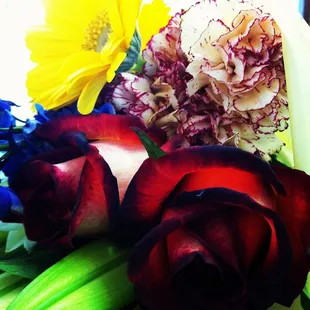 Flowers from Rachel&apos;s.