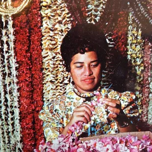 Sandra Santimer granddaughter of Rachel Pakele. ( second owner)