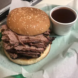 Slice brisket sandwich is fucking delicious