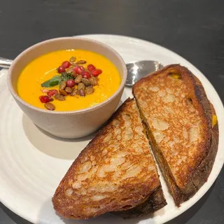 CARROT & GINGER SOUP BOWL