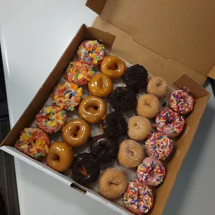 fruity pebbles, maple, oreo, cinnamon and strawberry
