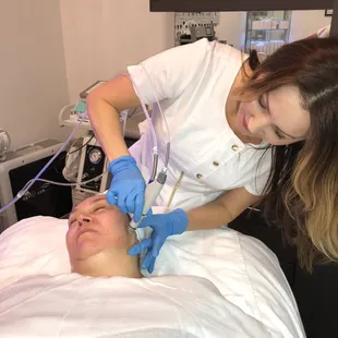HydraFacial