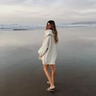 Mia G.