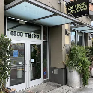 the entrance to the restaurant