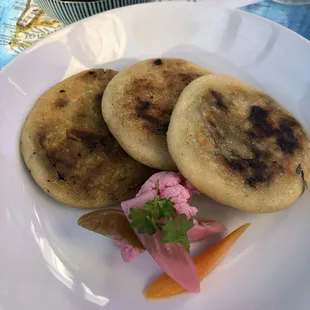 Mushroom &amp; Spinach Papusa