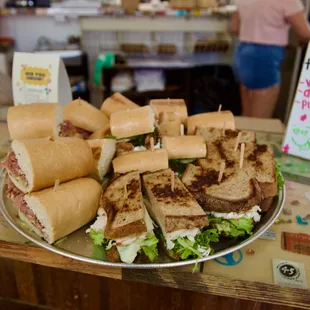 Liven up your office lunch with our Radio Sandwich Platter! Your choice of any 3 sandwich flavors, serves 15-20 guests