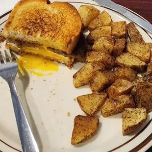 Breakfast Sandwich with potatoes