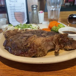 Prime Rib Dinner special at Rae&apos;s