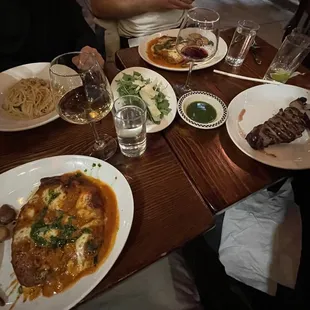Pollo Alla Parmigiana Tonnarelli Cacio e Pepe Tagliata Di Manzo