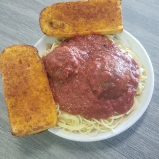 #19 spaghetti and meatballs meal is amazing!