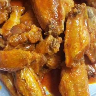 food, chicken wings and fried chicken, chicken, fried chicken wings, fried chicken, chicken wings, poultry, bbq wings, bbq chicken