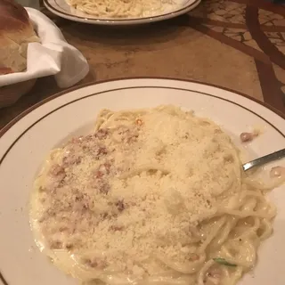 Spaghetti Pollo Alfredo