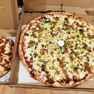 12" small vs 20" family size