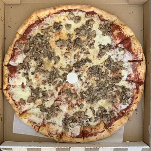 XL Mushrooms pizza ( 2 stars out of 5)