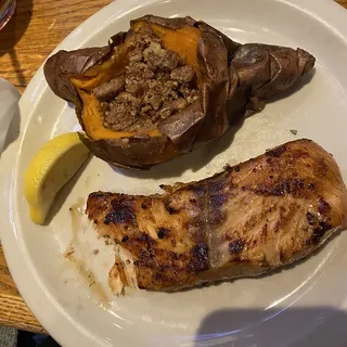 Rustler's Roost Salmon