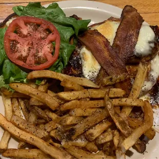 Bluegrass chicken sandwich and fries.