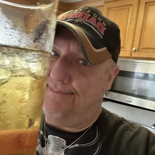 Randy R.