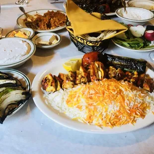 Boneless chicken kabob with onions &amp; bell pepper (extra $3), mast-o-moosir(yogurt with shallots), &amp; tahdig with gheimeh stew