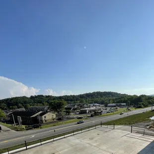 a view of a parking lot