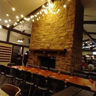 sushi and sashimi, interior