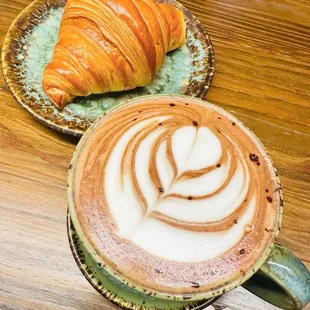 Caffe Latte and a croissant