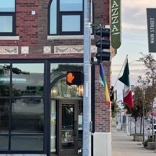 the entrance to the restaurant