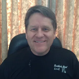 Locked out?, I'll be right there!!!!