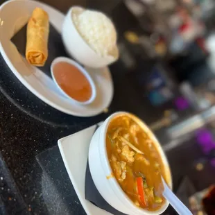 Red Curry (spice level 3) Lunch