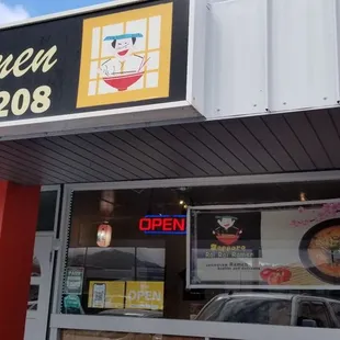 Small store, great food!