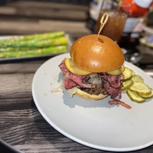 Pastrami Burger