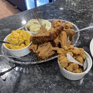 fried chicken, fried chicken wings, chicken wings and fried chicken, food, chicken, bbq chicken, chicken wings, bbq wings, poultry