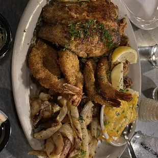 The Conductor&apos;s Choice with blackened drum and fried oysters and shrimp