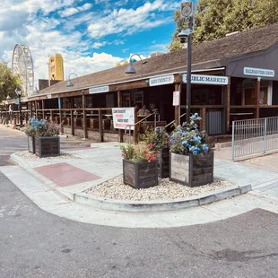 Outdoor patio, Pet Friendly, Kid Friendly, Cold Beer and Wine!