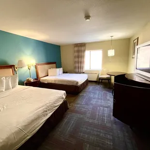 Average Room type. Cozy and outdated