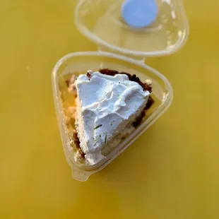 Key lime pie to go. 5/5. June 2022.