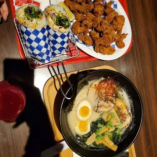 Popcorn chicken in lemon pepper is the best out of all 3 flavors. Ramen is decent, not too salty and no MSG. Rainbow sushi rolls tasty