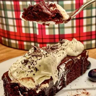 Peanut butter chocolate cake