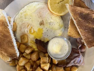 Reflection Bay Grill