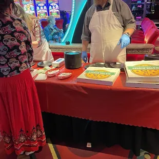Free pizza