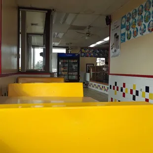 Nice place to enjoy some donuts.