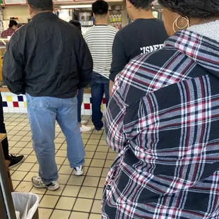 830am line going outside the building worth the wait !