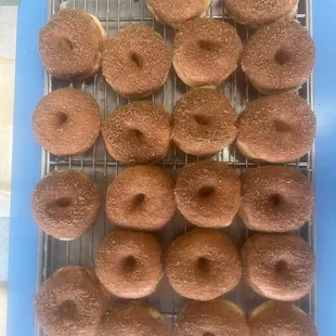 Cinnamon Crumb Donuts