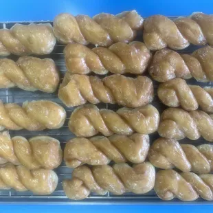 Glaze Twist